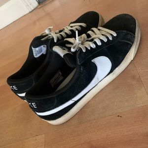 Nike blazer low sb